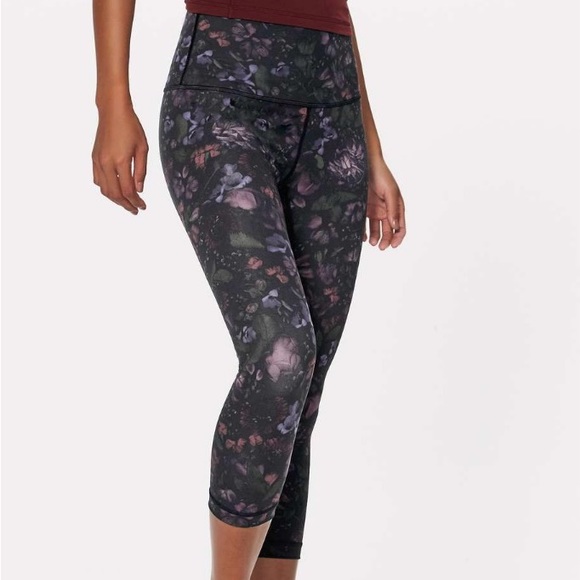 Lululemon Wunder Under size 6 - Picture 4 of 9